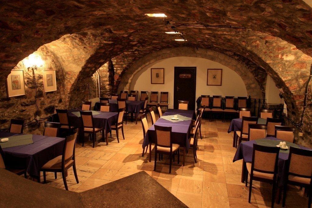 Teleki-Degenfeld Kastélyszálló Szirák Ristorante foto